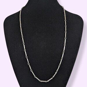 V. Dainty Bar Link Necklace